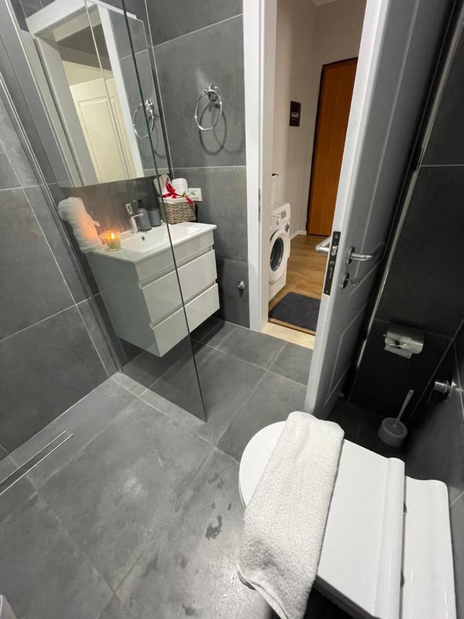 Franci'S Apartment No2 ติรานา ภายนอก รูปภาพ